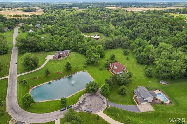 8501 DuPont Lane, Belleville, IL 62223
