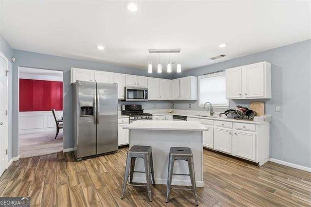 345 Oxnard Circle SW, Atlanta, GA 30331