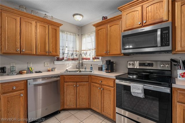 1928 Plum Creek Lane, Alma, AR 72921