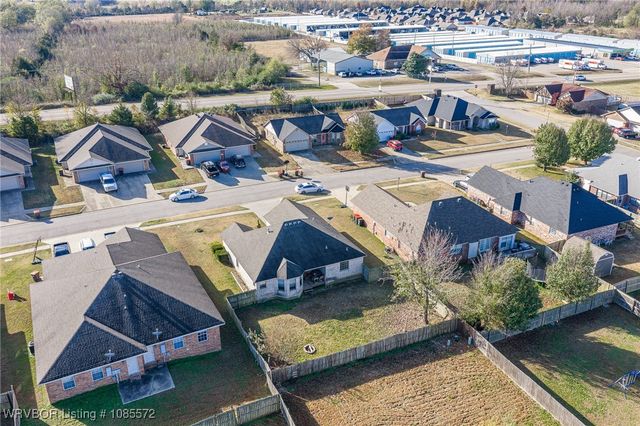 1928 Plum Creek Lane, Alma, AR 72921