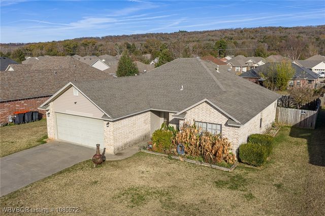 1928 Plum Creek Lane, Alma, AR 72921