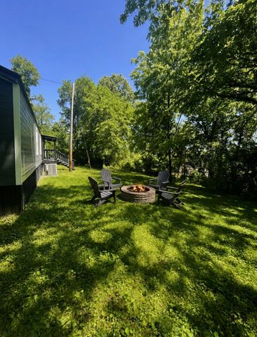 303 Conger St, Cumberland City, TN 37050