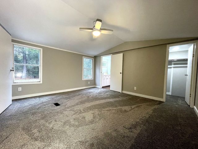 303 Conger St, Cumberland City, TN 37050