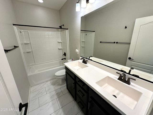 7724 S 37TH Way, Phoenix, AZ 85042