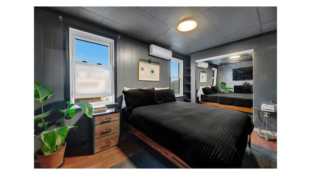 1546 CANARSIE Road, New York City, NY 11236