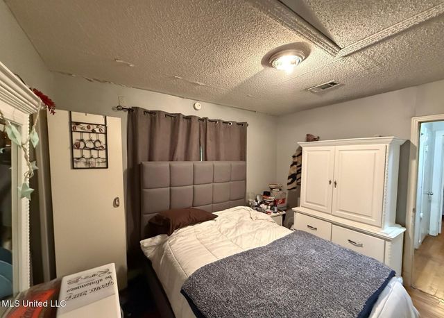 231 Decelle Street, Jackson, MS 39216