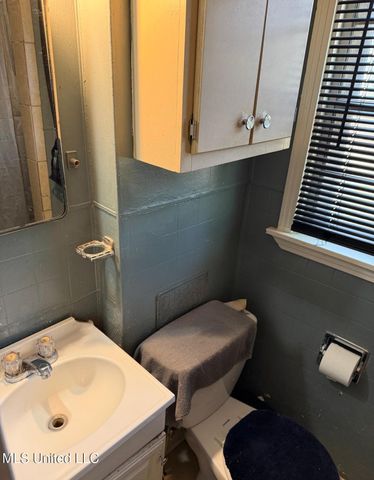 231 Decelle Street, Jackson, MS 39216