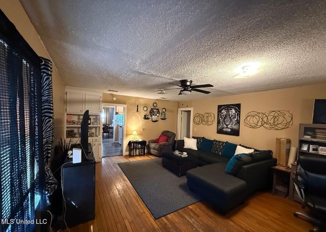 231 Decelle Street, Jackson, MS 39216