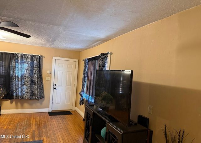 231 Decelle Street, Jackson, MS 39216