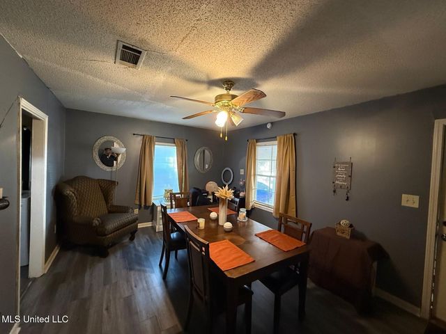 231 Decelle Street, Jackson, MS 39216