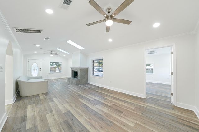 710 Powell Drive, Niceville, FL 32578