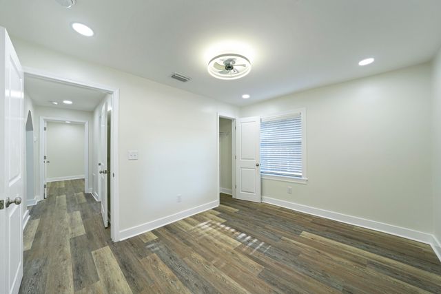 710 Powell Drive, Niceville, FL 32578