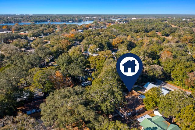 710 Powell Drive, Niceville, FL 32578