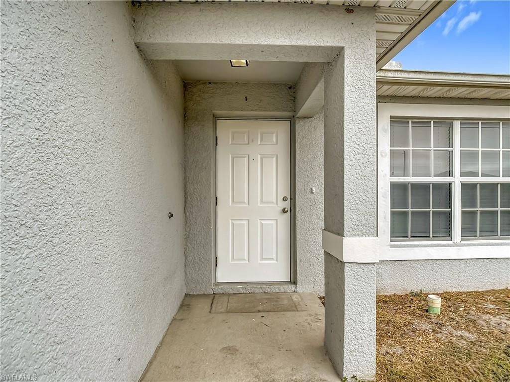 4034 29th ST SW, LEHIGH ACRES, FL 33976 — photo 2