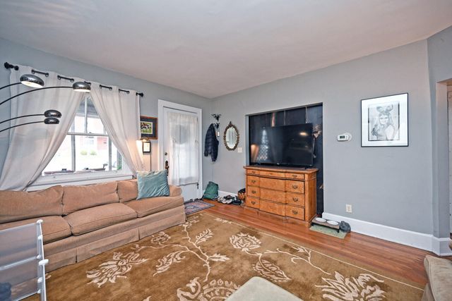58 W Villa Place, Fort Thomas, KY 41075