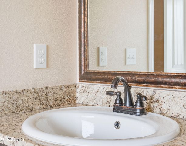 501 Caddo Lane, Clint, TX 79836