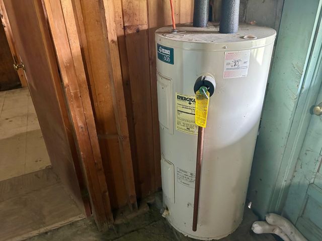 2077 VT Route 12 North, Randolph, VT 05060