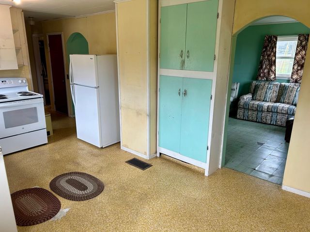 2077 VT Route 12 North, Randolph, VT 05060