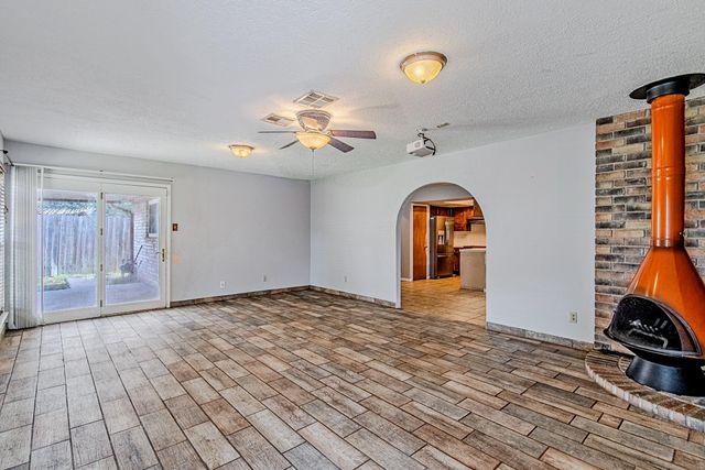 2710 Burke Road, Pasadena, TX 77502