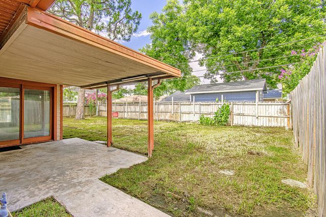 2710 Burke Road, Pasadena, TX 77502