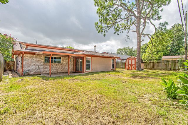 2710 Burke Road, Pasadena, TX 77502
