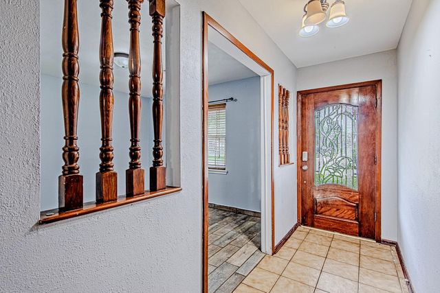 2710 Burke Road, Pasadena, TX 77502