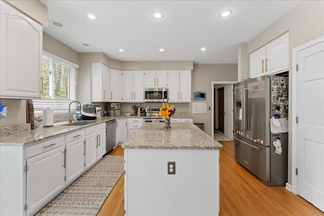 12 Harry Reinert Drive, Melbourne, KY 41059