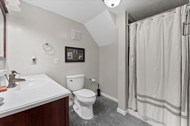 12 Harry Reinert Drive, Melbourne, KY 41059