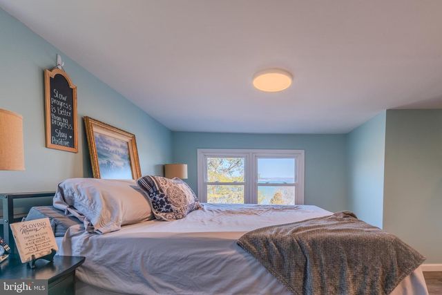 26484 PENINSULAR DR, Hollywood, MD 20636