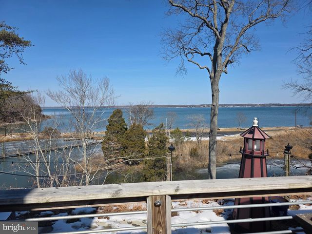 26484 PENINSULAR DR, Hollywood, MD 20636