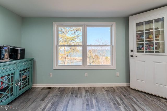 26484 PENINSULAR DR, Hollywood, MD 20636