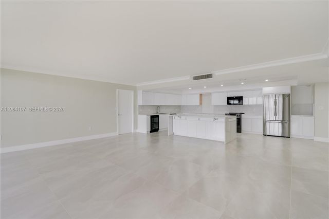 1 Grove Isle Dr A904, Miami, FL 33133