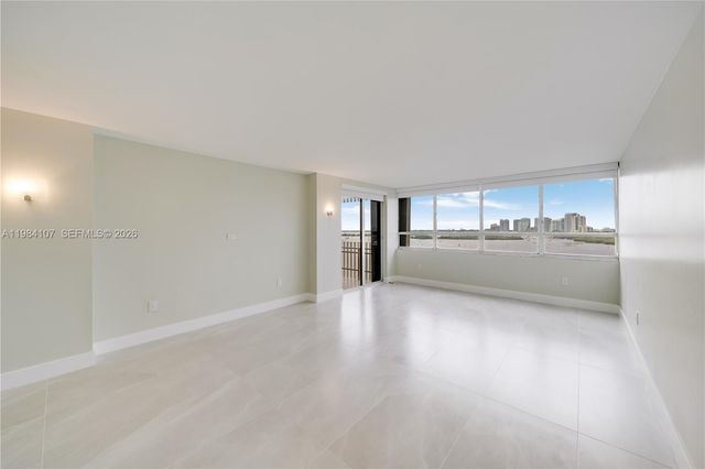 1 Grove Isle Dr A904, Miami, FL 33133