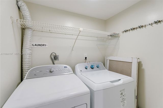 1 Grove Isle Dr A904, Miami, FL 33133