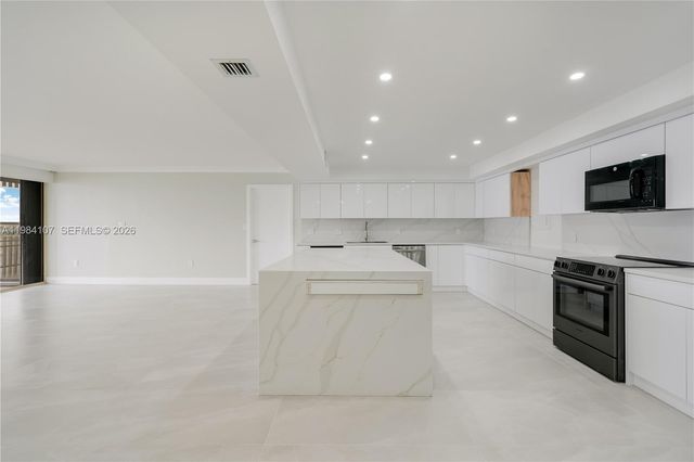 1 Grove Isle Dr A904, Miami, FL 33133