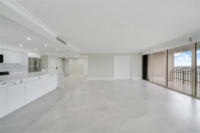 1 Grove Isle Dr A904, Miami, FL 33133