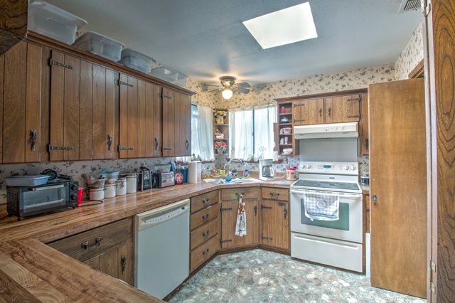 141 County Road 1215, Quitman, TX 75783