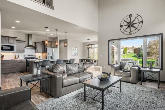 733 Maple Drive, Mount Horeb, WI 53572