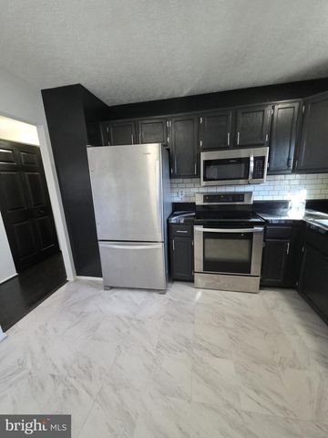 610 POTOMAC VALLEY DR, Fort Washington, MD 20744