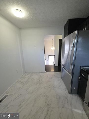 610 POTOMAC VALLEY DR, Fort Washington, MD 20744