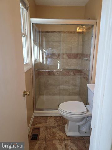 610 POTOMAC VALLEY DR, Fort Washington, MD 20744