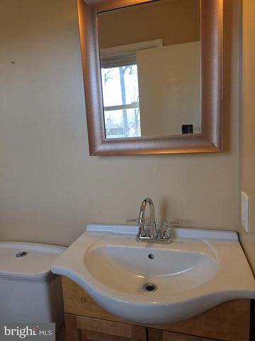 610 POTOMAC VALLEY DR, Fort Washington, MD 20744