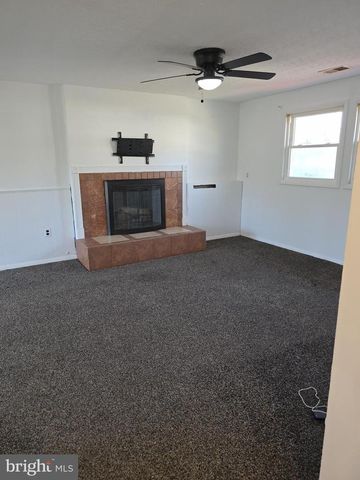 610 POTOMAC VALLEY DR, Fort Washington, MD 20744