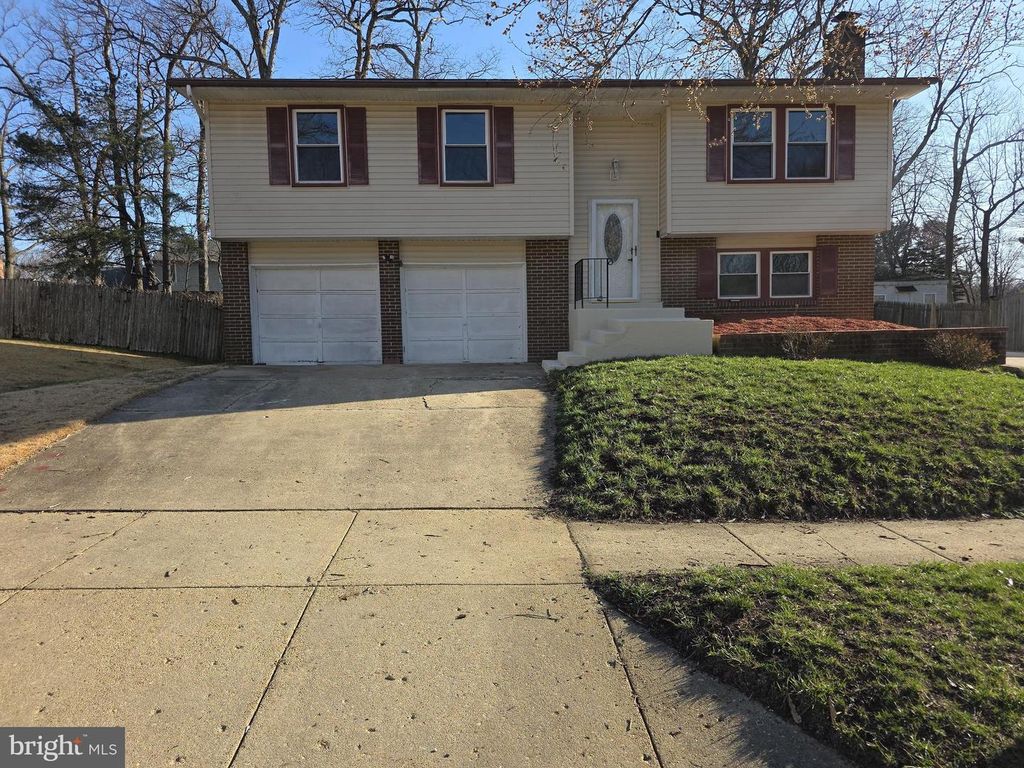 610 POTOMAC VALLEY DR, Fort Washington, MD 20744