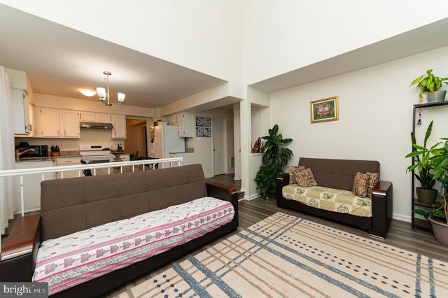 5534 SHIPLEY CT, Centreville, VA 20120