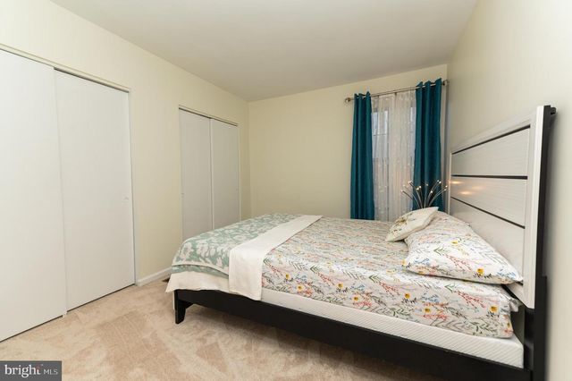 5534 SHIPLEY CT, Centreville, VA 20120