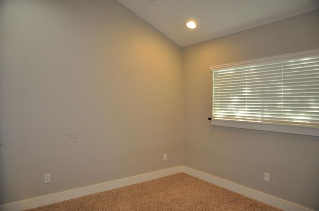 5743 Petty Street, Houston, TX 77007