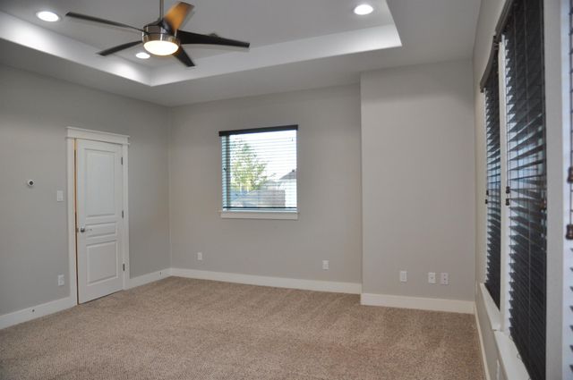 5743 Petty Street, Houston, TX 77007