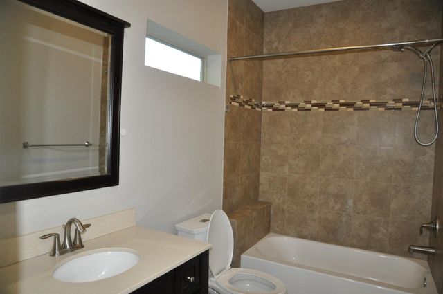 5743 Petty Street, Houston, TX 77007