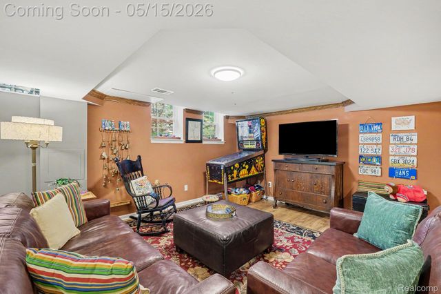 5443 Provincial Road, Grand Blanc Charter Township, MI 48439